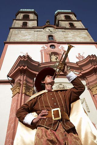 The Trumpeter in front of the Fridolinsmünster
